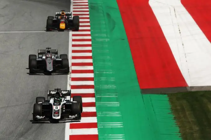 02 frederik vesti art grand prix c formula motorsport limited
