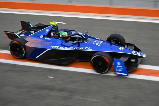 02 maserati msg racing j daruvala season10