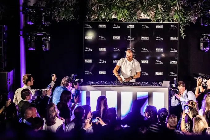 04 armin van buuren