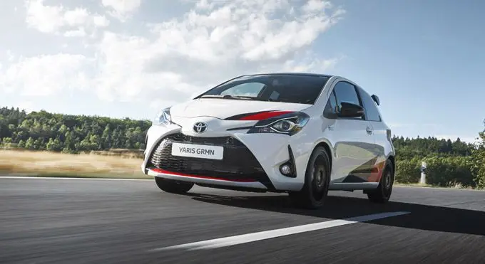 04 yaris grmn dynamic v2 004