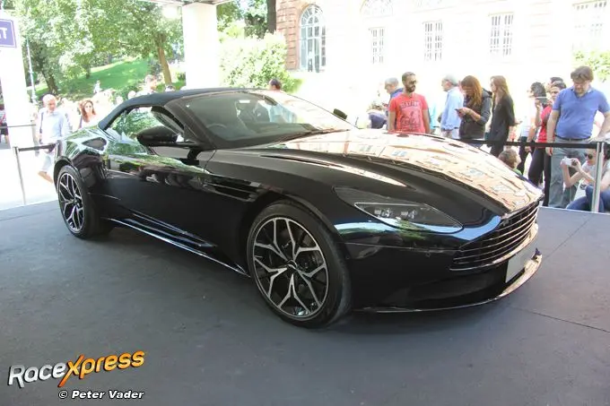 1 aston martin db11 cabriolet img 5138 logo