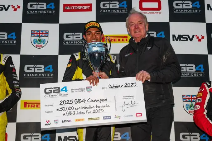 1 bansal receives his gb4 title from msv chief executive jonathan palmer