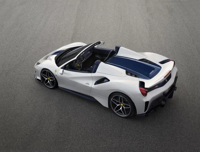 1 ferrari 488 pista spider 7 bovenaanzicht