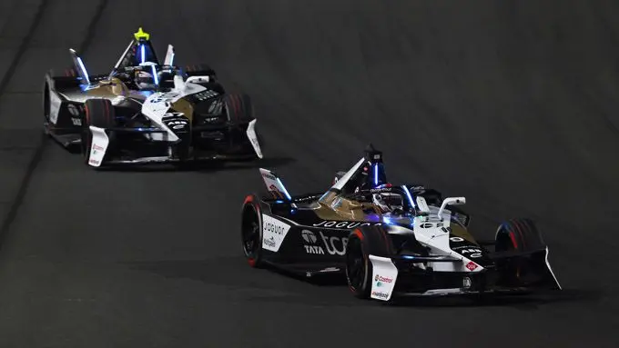 1 j tcs racing nickcassidymitchevans jeddah 150225 001