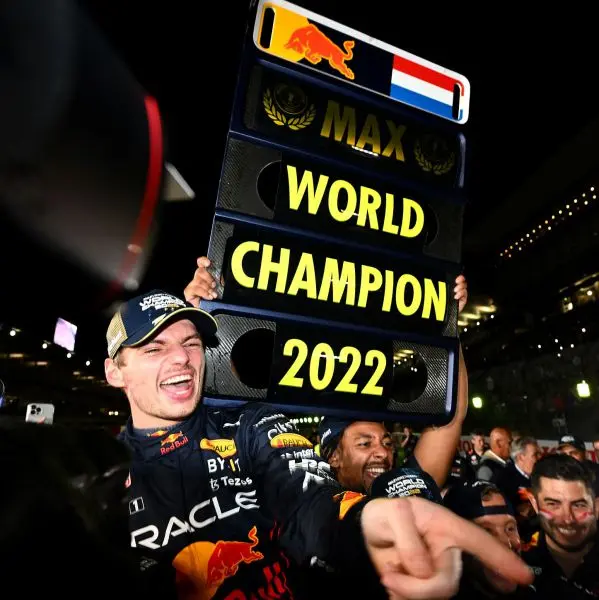 1 max verstappen world champion 2022 wijzen si202210090589 hires jpeg 24bit rgb