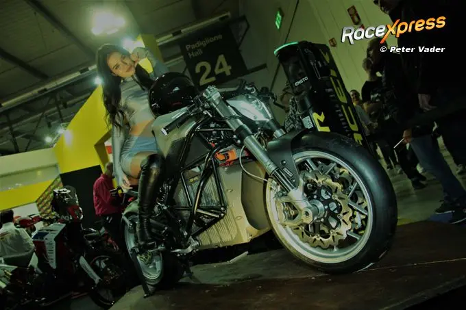 1 moto babe img 9618 rx logo