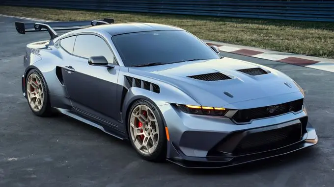 1 mustang gtd on track 4