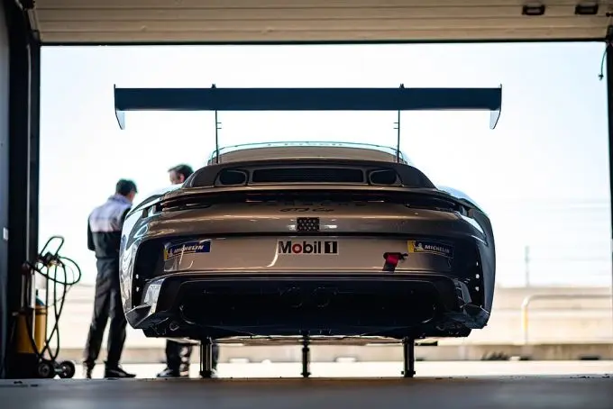 1 petb rear 911 d4f918 005e29869dd04ca1a3c215fae0263e60 mv2