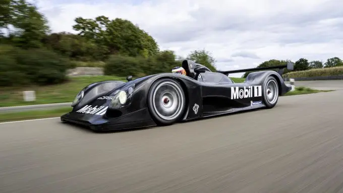 1 porsche lmp2000 img