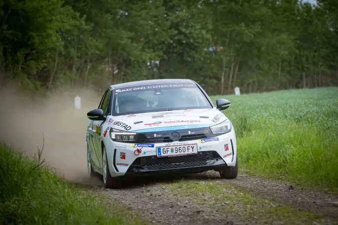101 opel in ele rally 2024 2461454 rn7ifjy5lb whr