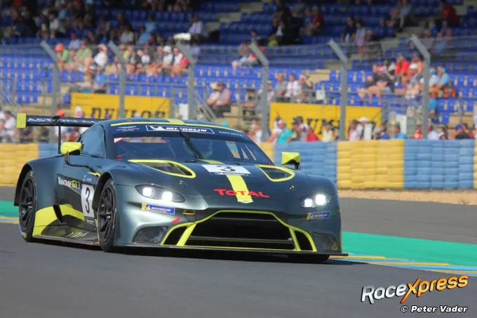 11 db11 gt3 img 7221 rx logo