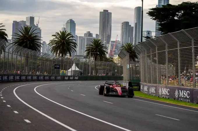 11 ferrari albert park 220016 australian gp free practice report