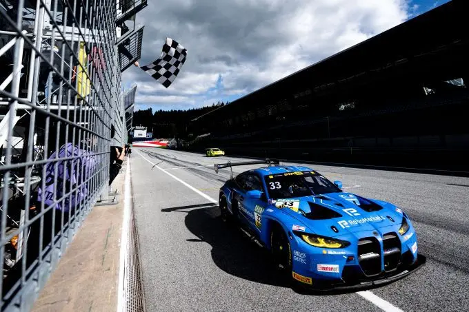11 zo rene rast finishvlag dtm724 092914355204969mc