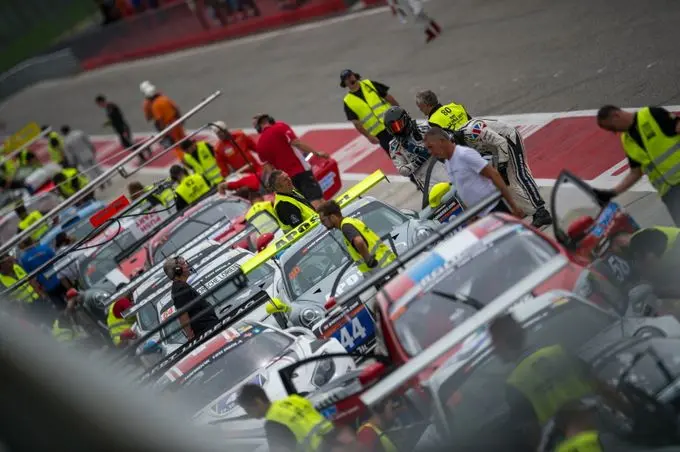 12 h imola