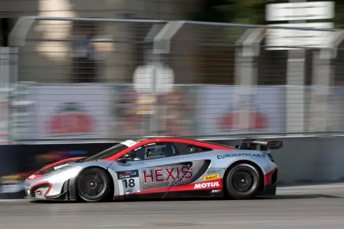 121026 city challenge hexis mclaren large