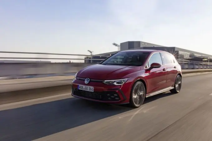 1800 volkswagengolfgti10