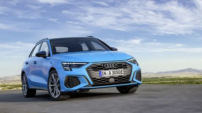 1audia3sportback40tfsie12