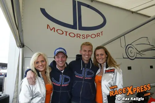1chris xavier pinksteren