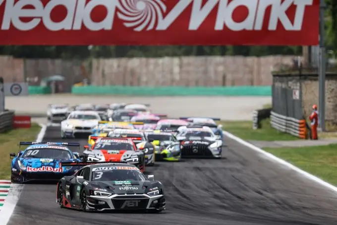 1m pole position und sieg zum geburtstag kelvin van der linde rsa audi abt sportsline b3fca6f8 95d5 243c 0c7a 749a9f175e41