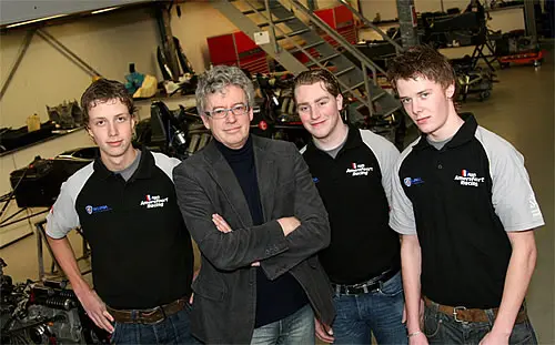 2007frnecvarteam001