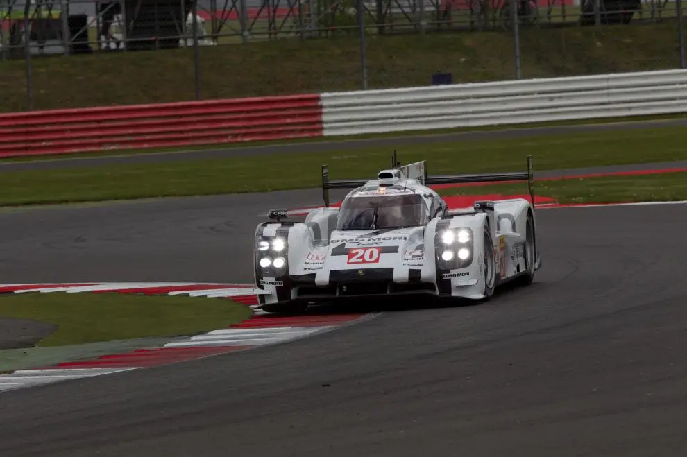 2014 6 heures de silverstone 3983 red37276 3500x2333 hd