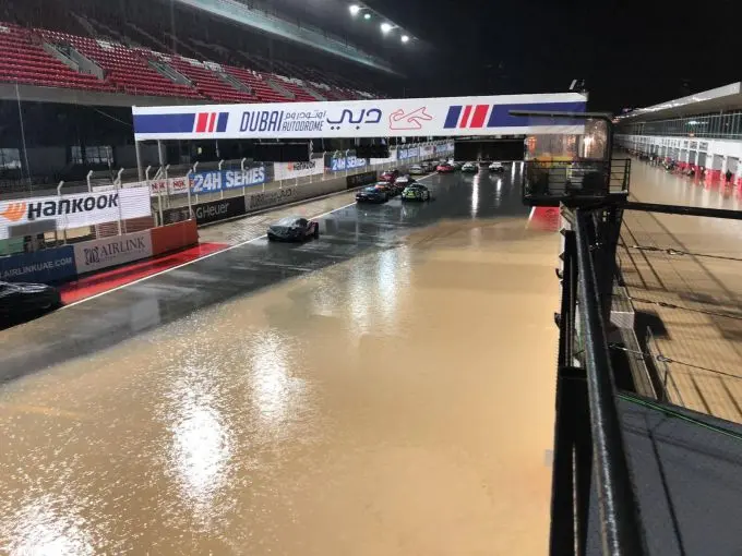 2020 rain in dubai 81667375 2488748078118992 7361977530535903232 o