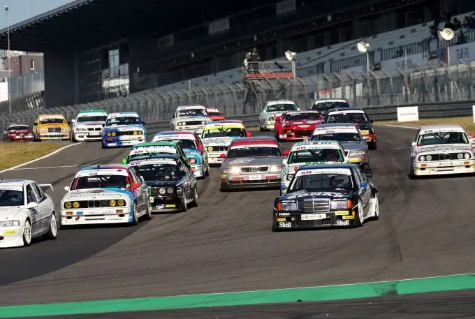 20211219 overname dtm classic de raceserie touring car classics gelanceerd in 2015 medium 67128cf3 b7ec 3164 5564 fe63ff5581e7