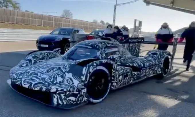 20220114 porsche lmdh uitrol weissach