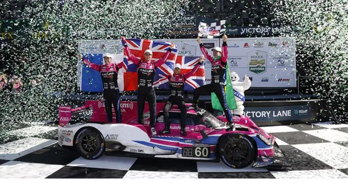 20220131 winnaars 24h daytona 2022 podium levitt r24 220130 pa 1083 01302022