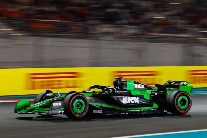 2024 abu dhabi grand prix saturday 77b