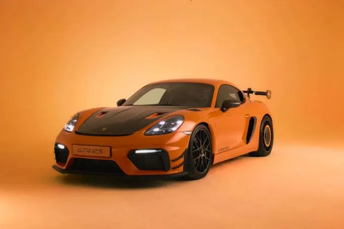 20250818 porschenlgt4rs tulp 6270
