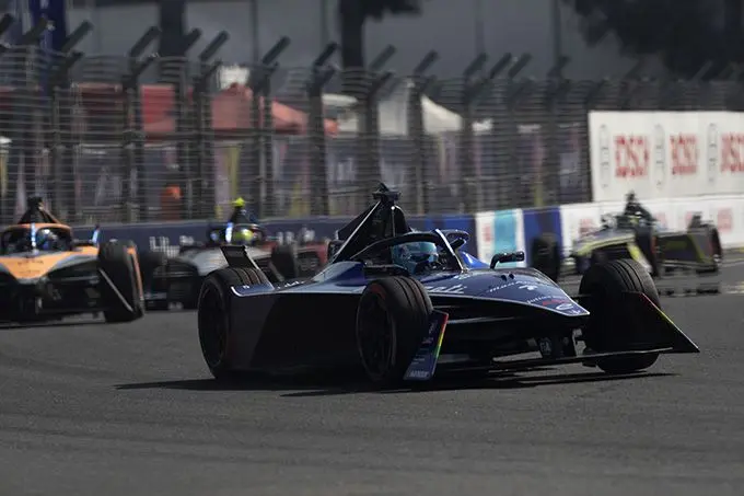 20600 maseratimsgracingentersnewerainmexicocity