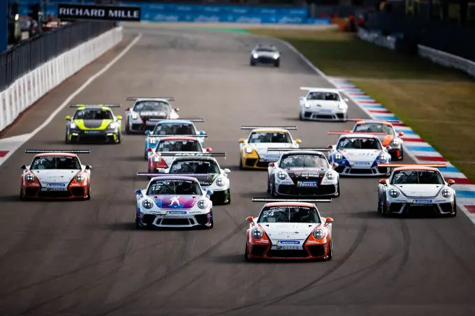 210719 1 start race assen 43f5e5b7 f42d 4f4b b54f 048474e3f0b9