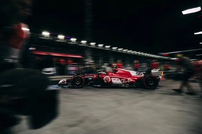 230019 scuderia ferrari las vegas gp friday 0e178ee4 1b0b 4205 a4b5 1e895c5f5179