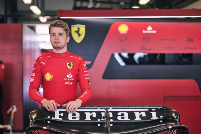 230031 scuderia ferrari abu dhabi gp 2023 friday 39da0a27 e5a7 4d10 9128 539403faf2fb