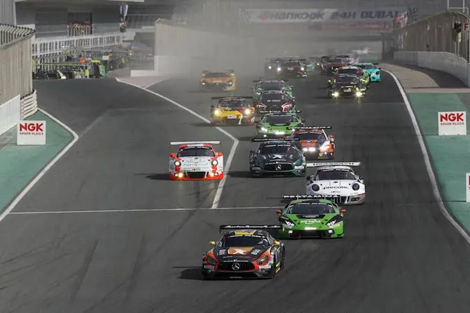 24hours of dubai start photo
