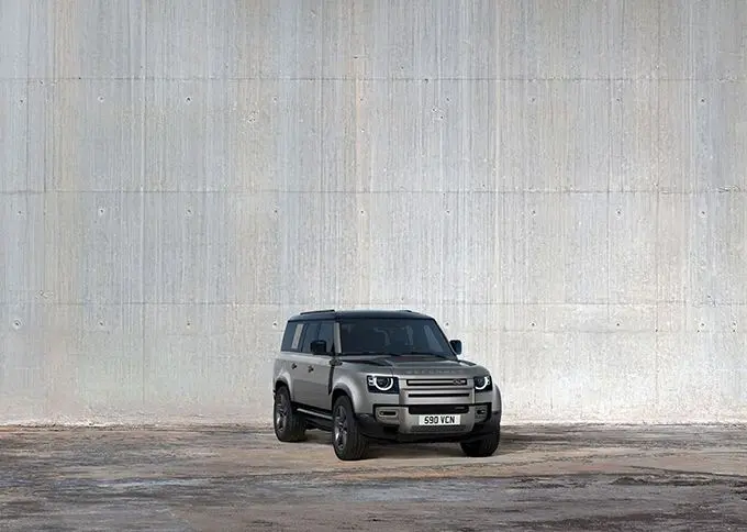 28 land rover introduceert de nieuwe defender 130