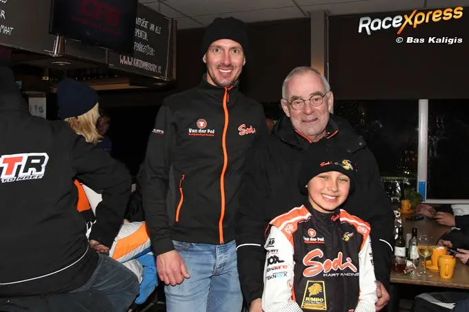 3 generaties van der pol met kampioen james opa dirkmidden en vader nelson links