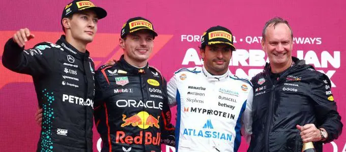 300 carlos sainz erg emotioneel na podium met williams