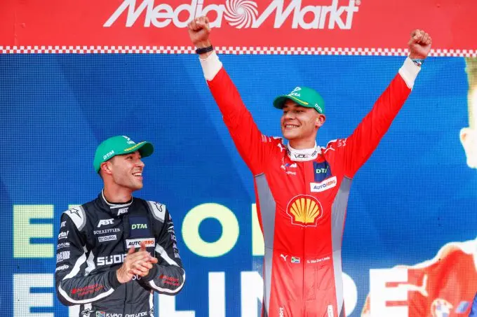 36m eerste dtm een twee overwinning voor een paar broers sheldon van der linde schubert bmw voor broer kelvin abt audi 9825b9e4 59eb 06af ef61 43f306a52b3c