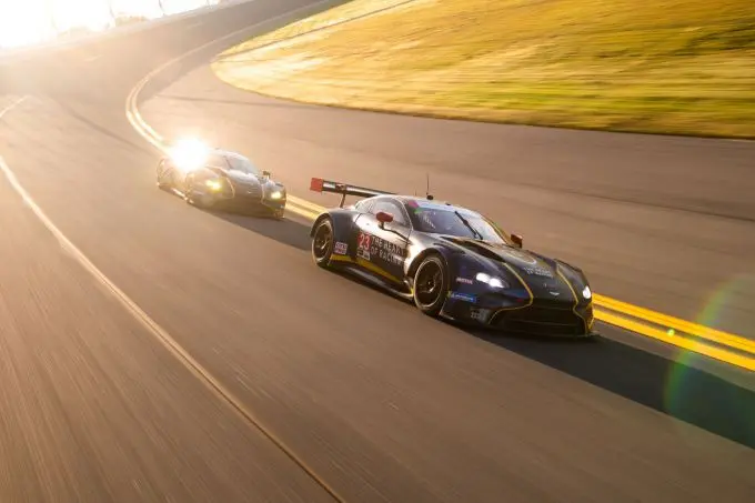 4m the heart of racing team 2