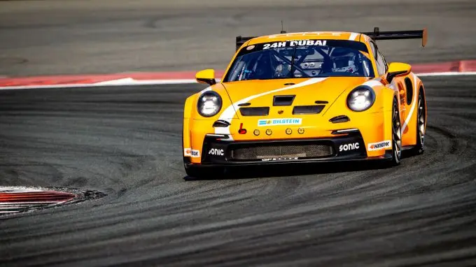 5 headline 24hdubai22 1014305101652tu tu bewerkt 2