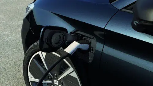 500 a hybrid for every occasion 02 hq