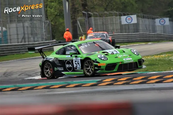 54 porsche winnaar zondag img 3730 logo 2