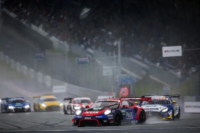64 thuiszege op de red bull ring thomas preining in kys team bernhard porsche dtm722 092513414010593js js
