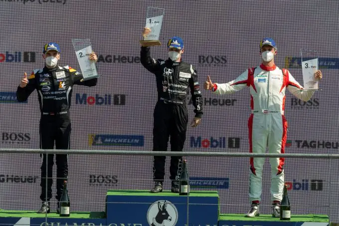 7 larry ten voorde 2x winnaar porschecarreracupdeutschland spafrancorchamps2