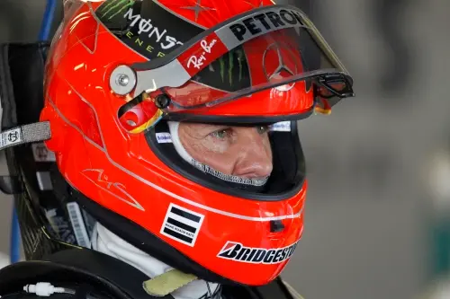 785034 1437593 4961 3307 f12010silverstone o1c5421