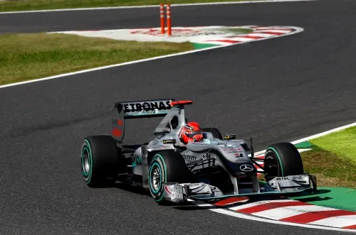 799864 1468898 4458 2952 f12010japan 4449