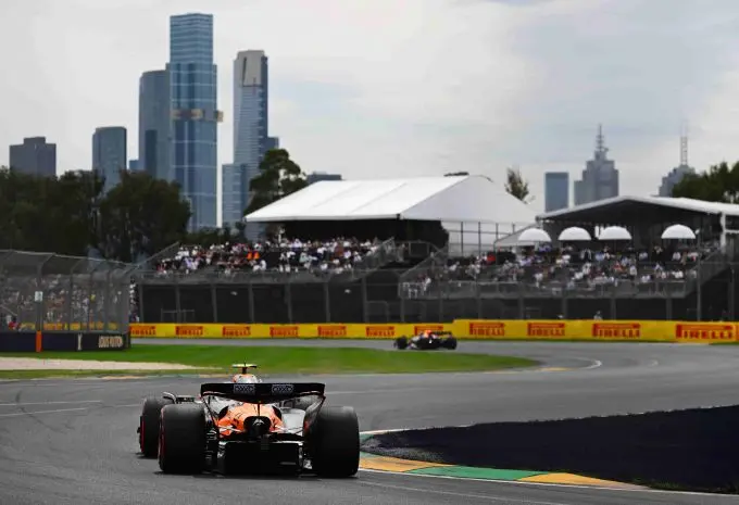 8 saturday melbourne 2025