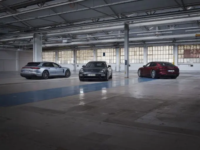 800 porschepanamera1